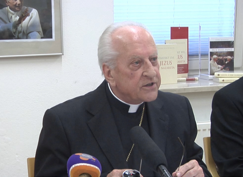 Kardinal Rode: “Papež Benedikt bo svetnik”