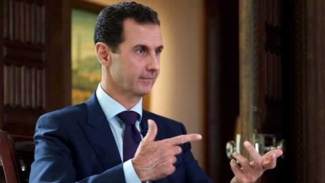 Asad podprl Trumpa: Uredba o prepovedi vstopa ni uperjena proti Sircem!