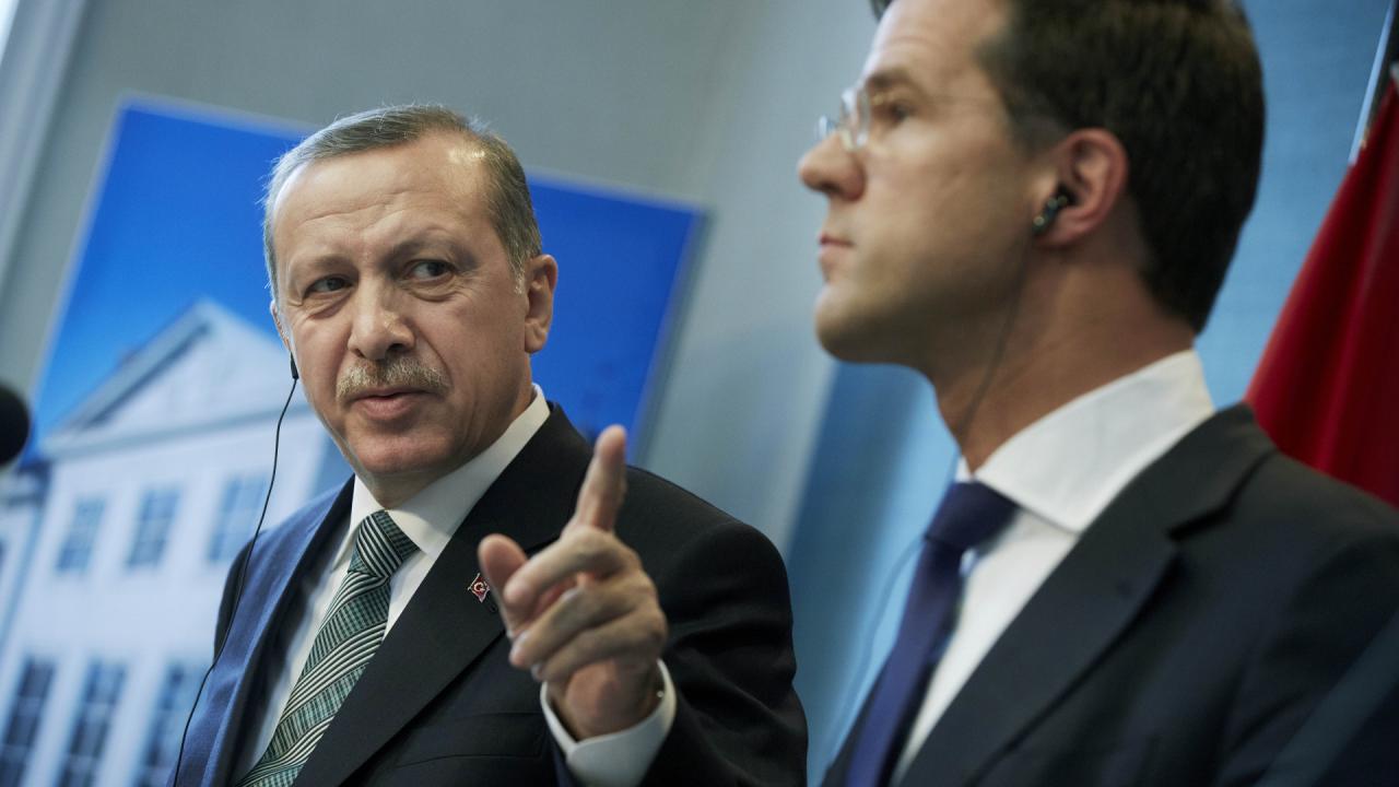 Nizozemski in Turčiji besedna vojna prinesla korist: Diplomatski spor le ni bil zaigran?