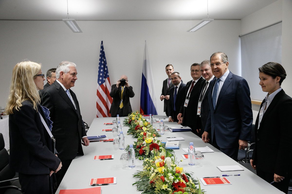 Lavrov po sestanku Putina in Tillersona: Ne bo jim uspelo odtujiti ZDA in Rusije!