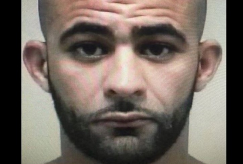 Terorist na sliki naj bi streljal na pariške policiste: Napadalec z imenom 007 likvidiran, drugega še iščejo!