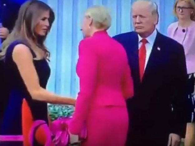 Hit na internetu: Poljska prva dama ignorirala Donalda Trumpa!