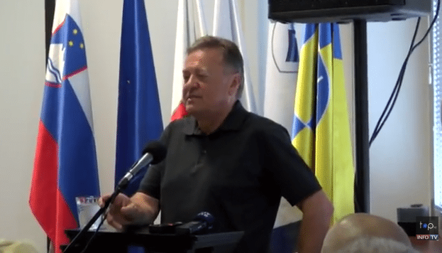 Incident na tiskovni konferenci MOL med Marjanco Scheicher in Županom Jankovićem