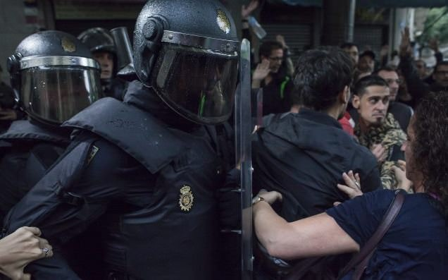 Prva poteza Madrida po katalonskih izrednih volitvah: Umik policijskih okrepitev