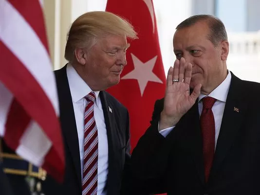 Erdogan po dolgem času na enaki valovni dolžini s Trumpom