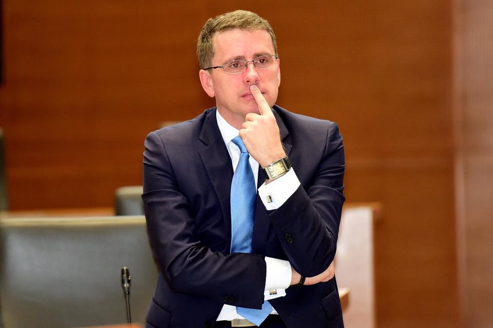 (VIDEO) Möderndorfer zapušča poslansko skupino SMC-ja; LMŠ s predlogom o spremembah zakona o RTV…