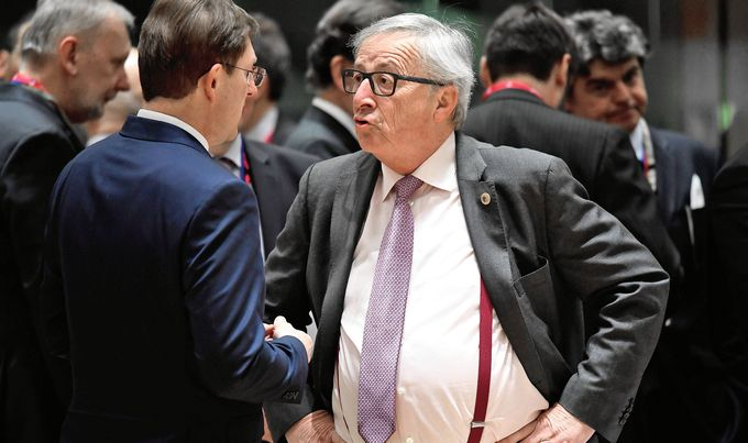 “Junckerju je bilo nerodno, ko sem mu to povedal v obraz” – Cerar se hvali, da je napadel šefa Evropske komisije, ker se glede arbitraže ni postavil na slovensko stran