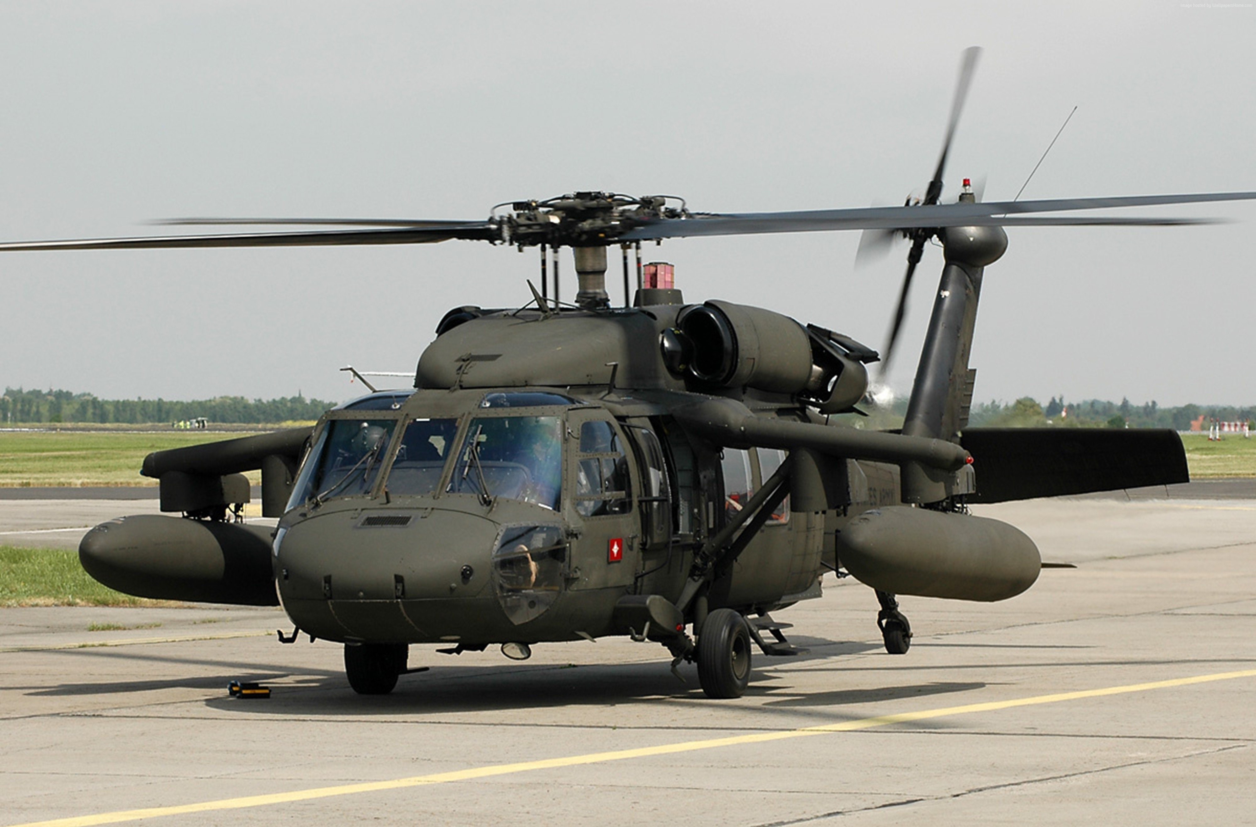 (VIDEO) Hrvaška se oborožuje: Po bojnih letalih, prispela tudi ameriška helikopterja! Vlada ZDA podarila Hrvaški dva Black Hawka, vredna 50 milijonov dolarjev