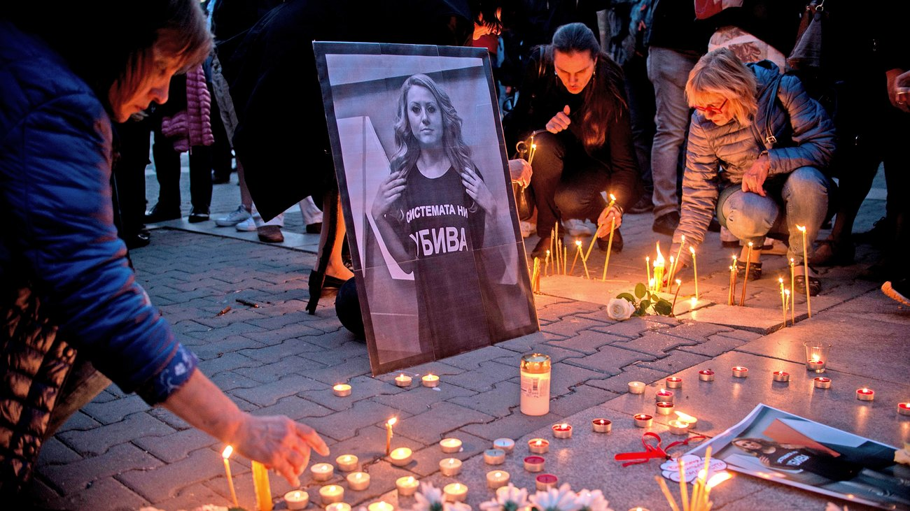 Obrat v preiskavi: Osumljeni za umor bolgarske novinarke že na svobodi