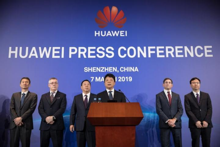 Huawei vložil tožbo proti ZDA