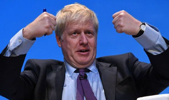 (VIDEO) Zasebno življenje konservativca Borisa Johnsona: Prevare, splavi, nezakonski otroci in armada ljubic
