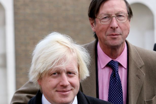 Nekdanji šef Borisa Johnsona: Popolnoma nesposoben je opravljati funkcijo premiera britanske vlade