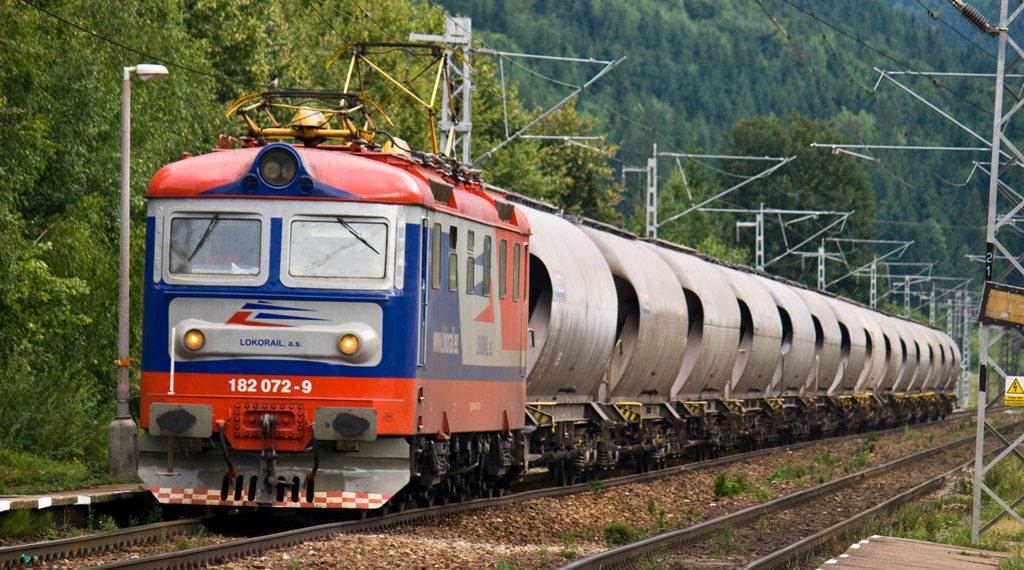 Večernji list: Za hitro železniško progo od Čakovca do Zagreba 400 milijonov evrov, bodo Slovenci komplicirali?