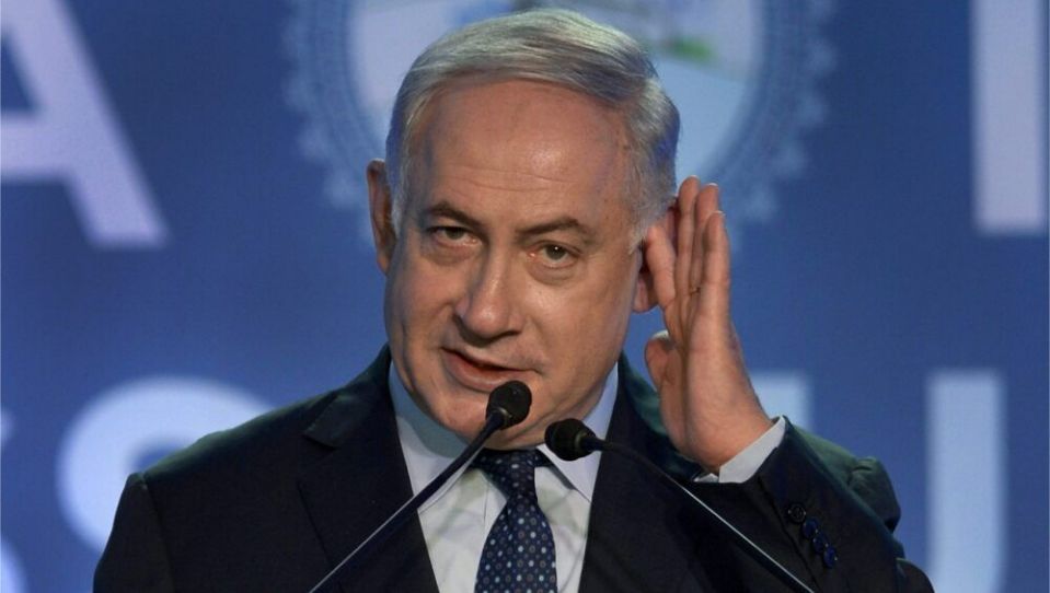 Netanyahu v govoru za odpravo nasilja nad ženskami delal napako za napako: Dejal je, da so ženske živali s pravicami