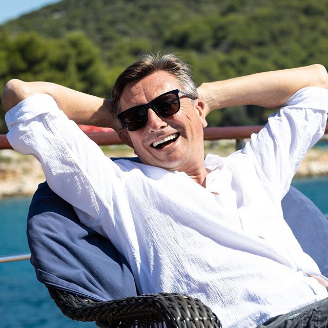 “Zmenite se” – Borut Pahor glede zapleta s financiranjem STA