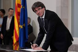 Evropski parlament izglasoval odvzem imunitete nekdanjemu vodji Katalonije