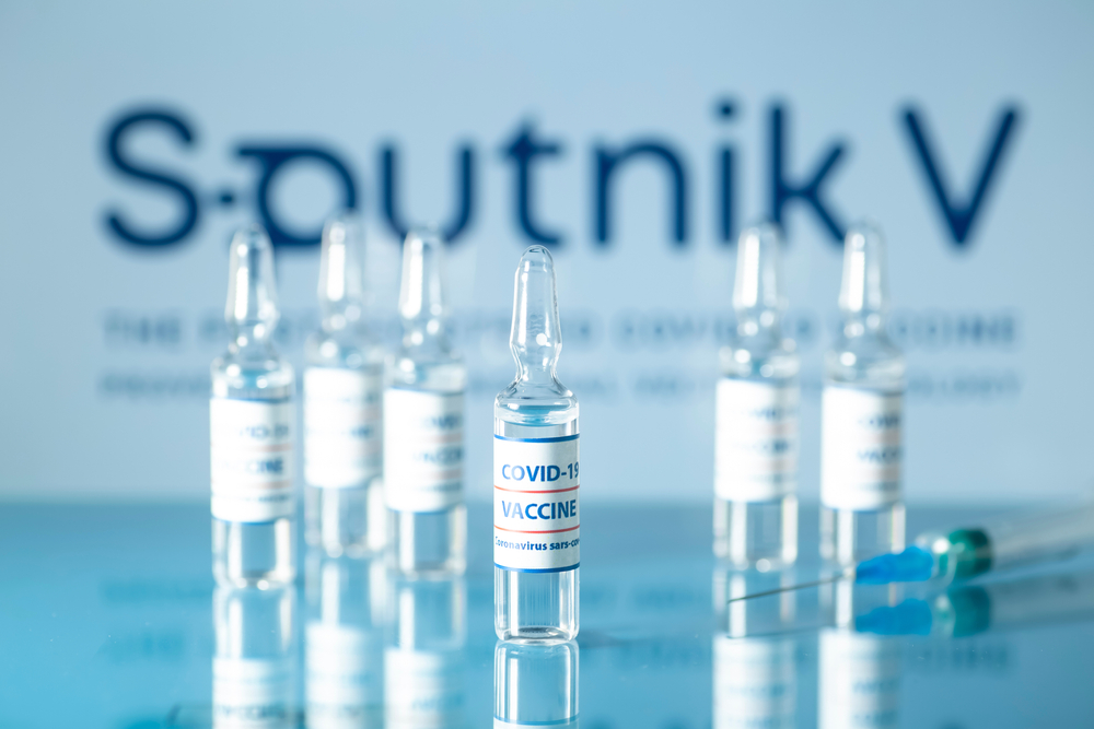 Nemški politični voditelji pritiskajo na EU, naj se cepivo Sputnik V čim prej odobri – Ruski sklad za neposredne naložbe ni optimističen
