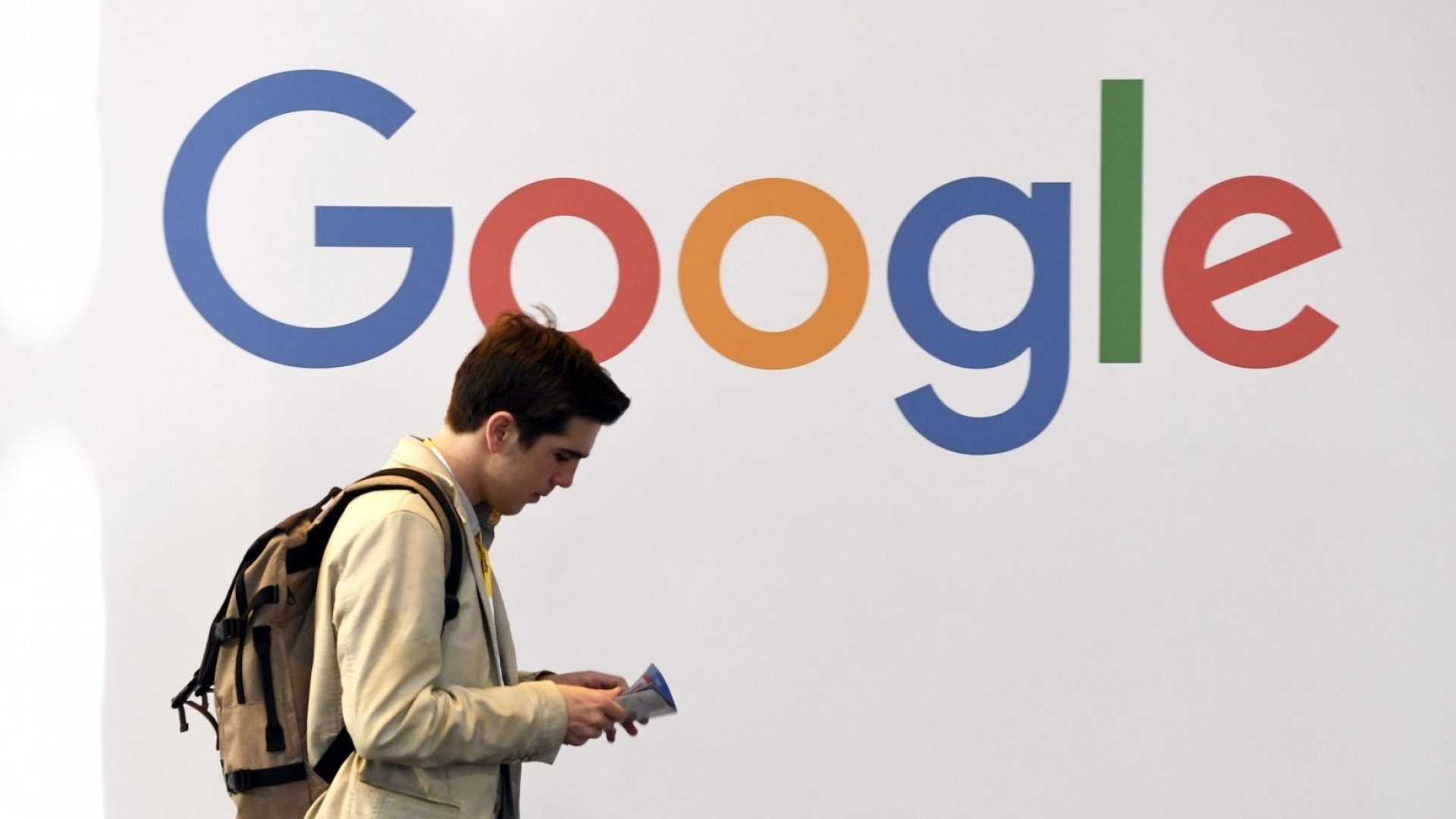 Google namenil 25 milijonov dolarjev za boj proti lažnim novicam