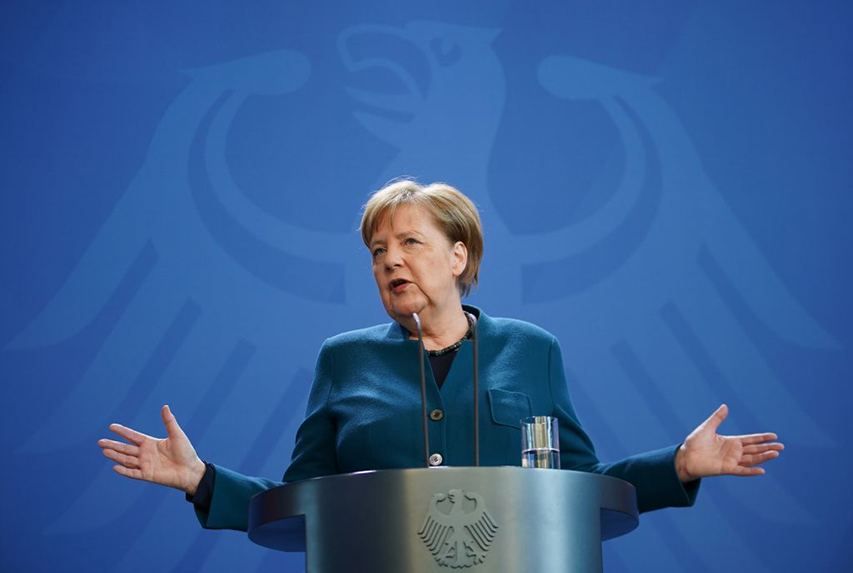 Dan kapitulacije nacistične Nemčije! Kanclerka Angela Merkel: Spomin na milijone žrtev nacistične tiranije je naša trajna odgovornost! Predsednik Frank-Walter Steinmeier: “Moči in samozavesti ne pridobivamo z molkom, temveč le z ohranjanjem kritičnosti in poštenosti – do sebe in zgodovine naše države
