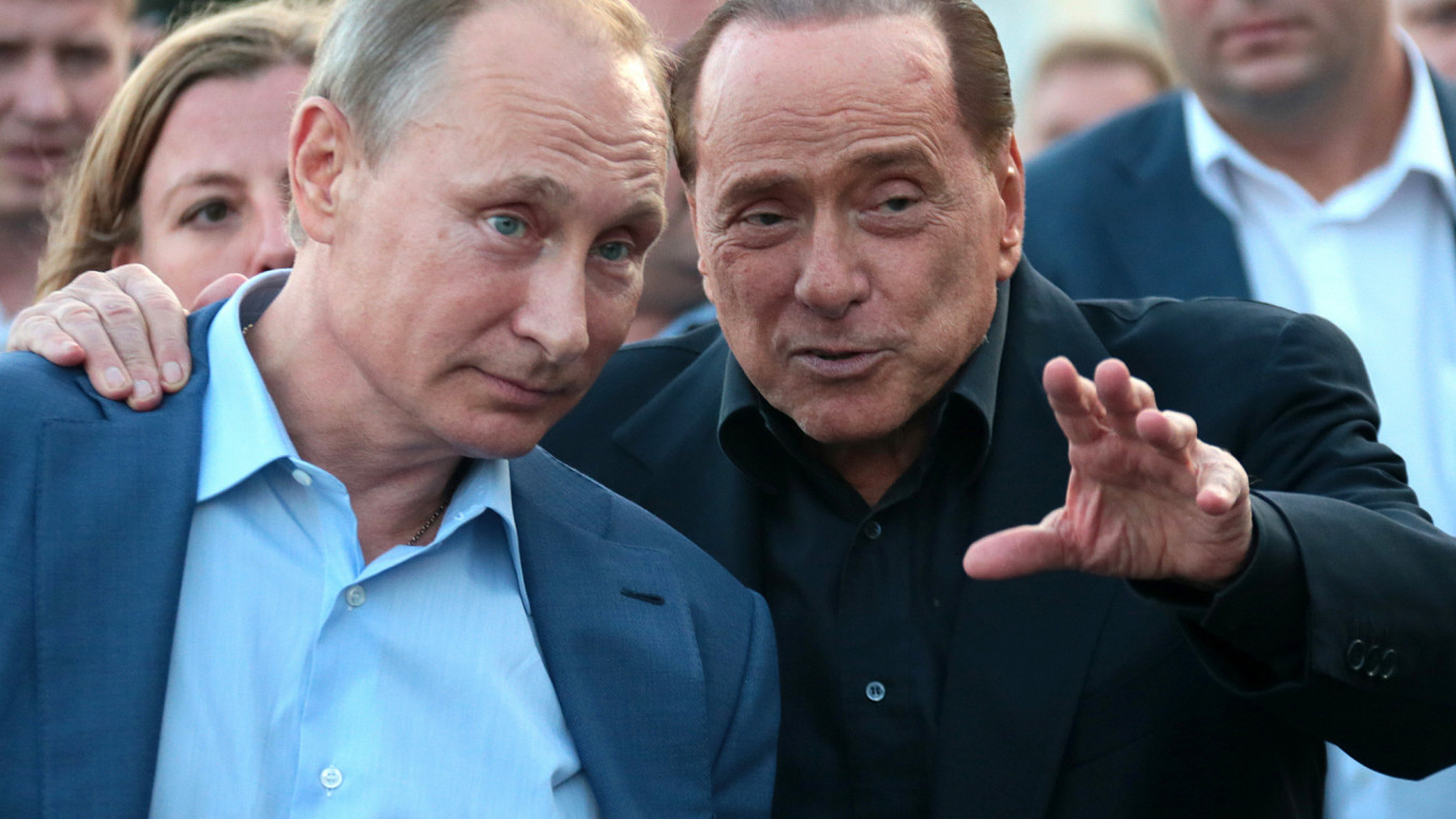 Silvio Berlusconi  Italiji predlaga, da odstopi od stališča EU glede Ukrajine in se z Rusijo pogaja o ločenem miru