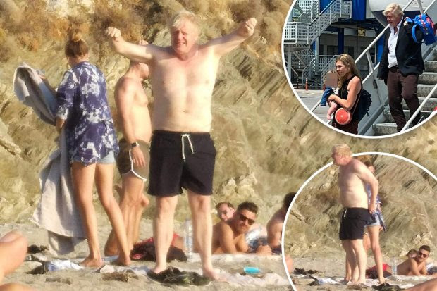Na Otoku norijo – Boris Johnson, po Sloveniji, že drugič na dopustu v zadnjih 14 dneh – Tokrat v Grčiji medtem, ko se Britanci v Veliki Britaniji soočajo z bedo zaradi krize življenjskih stroškov