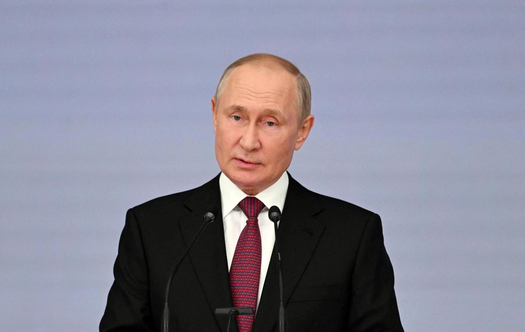 Vladimir Putin odpovedal  za nocoj napovedani nagovor ljudstvu, ki so ga napovedovali, kot najpomembnejšega od začetka invazije na Ukrajino