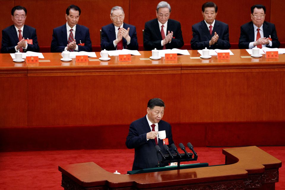 “Tajvan je del Kitajske in pri doseganju cilja, ponovne združitve je odprta tudi možnost uporabe vojaške sile” – Xi Jžinping je na kongresu kitajske komunistične partije napovedal, da bo prišlo do “združitve” s Tajvanom