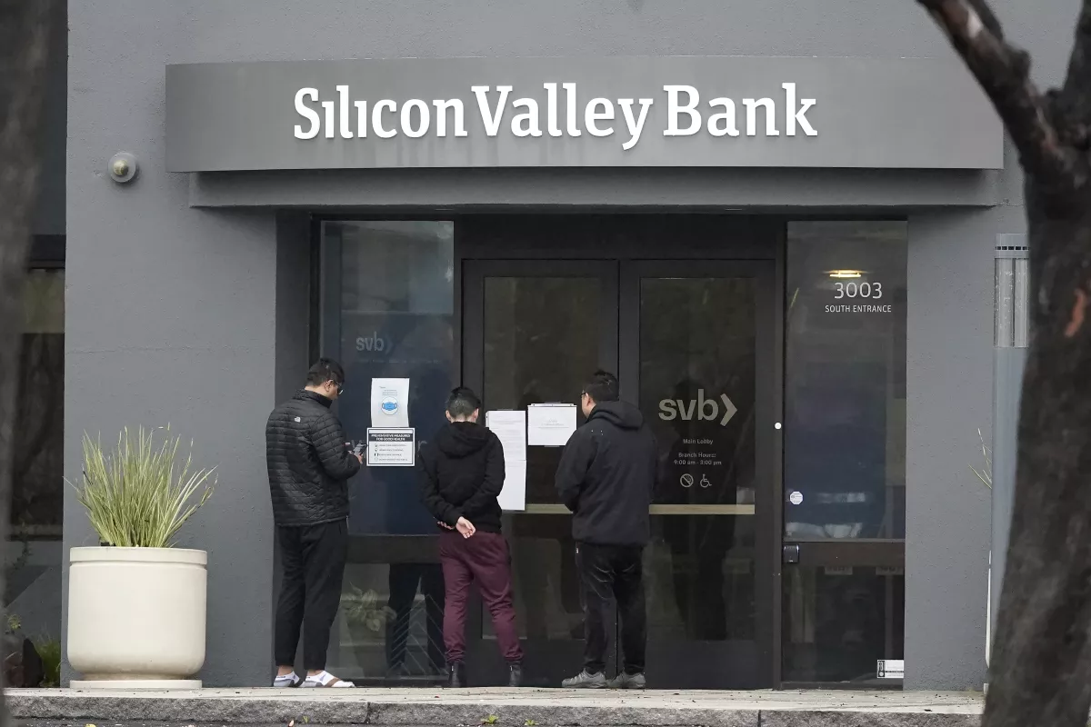 Ameriška zvezna vlada rešuje vlagatelje bank SVB in Signature bank – Silicon Valley Bank je imela 209 milijard dolarjev sredstev, California Lender je bila 16. največja ameriška banka