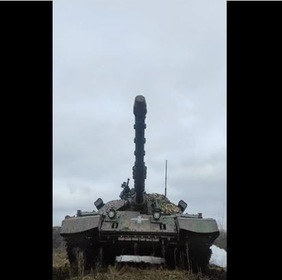 Kako so slovenski tanki M-55S  v Ukrajini postali zvezde na družbenih omrežjih, za zdaj  v akciji na vadišču