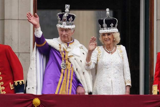 (V ŽIVO) V Londonu kronanje kralja Karla III. in kraljice Camille