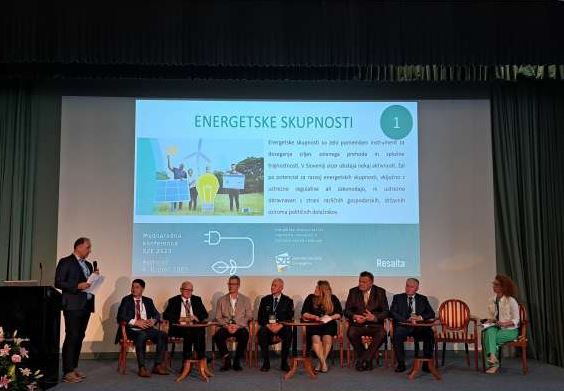 Na konferenci Slovenskega združenja za energetiko o energetski učinkovitosti in trajni oskrbi z energijo