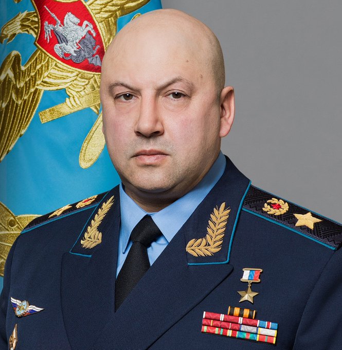 Je bil ruski “general Armagedon” – Sergej Surovikin aretiran po uporu Wagnerjeve skupine? – Prigožin je Surovikina označil za “najbolj kompetentnega poveljnika v ruski vojski”