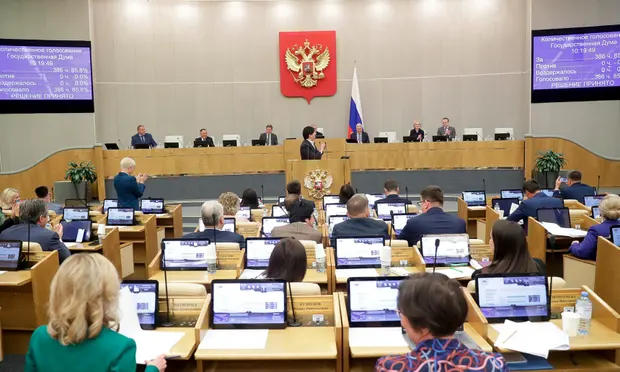 Ruska duma je sprejela osnutek zakona o prepovedi pravne ali medicinske spremembe spola