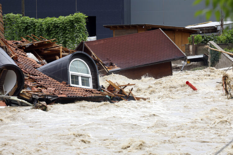 Psihiatrinja Mojca Zvezdana Dernovšek: Poplave povzročile “akutno stresno motnjo” pri tako rekoč vseh prebivalcih v državi