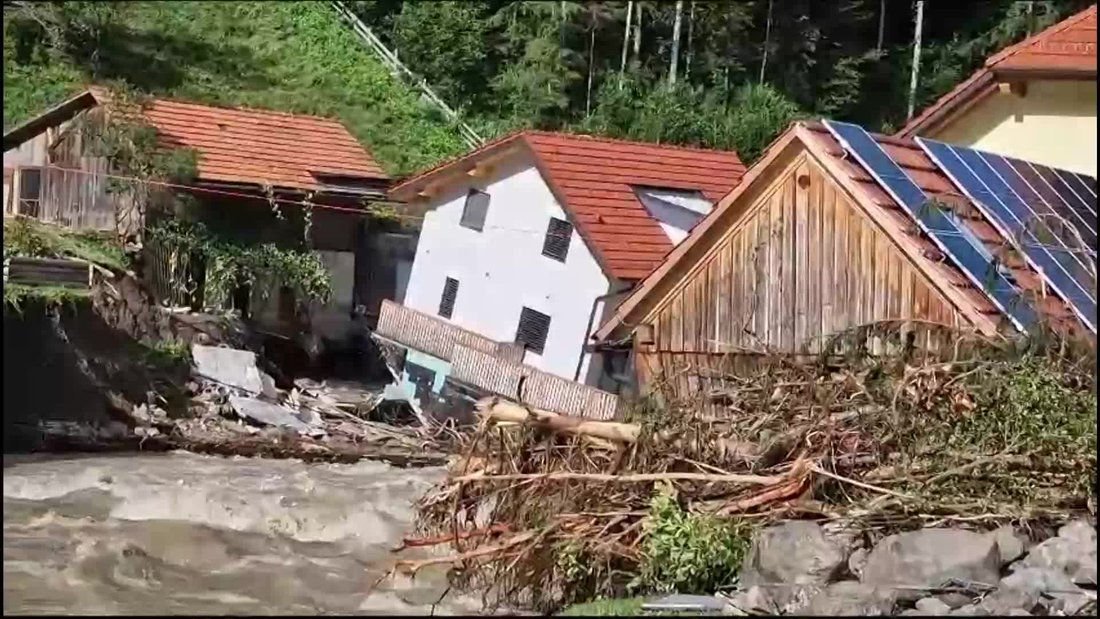 SODO: Dokazil o škodi zaradi poplav ni treba pošiljati elektrodistributerjem