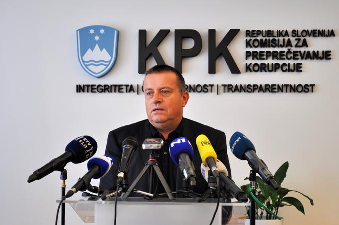 (V ŽIVO) Joc Pečečnik (SBC) in Robert Šumi (KPK) “o poslovanju z državo brez podkupovanja”