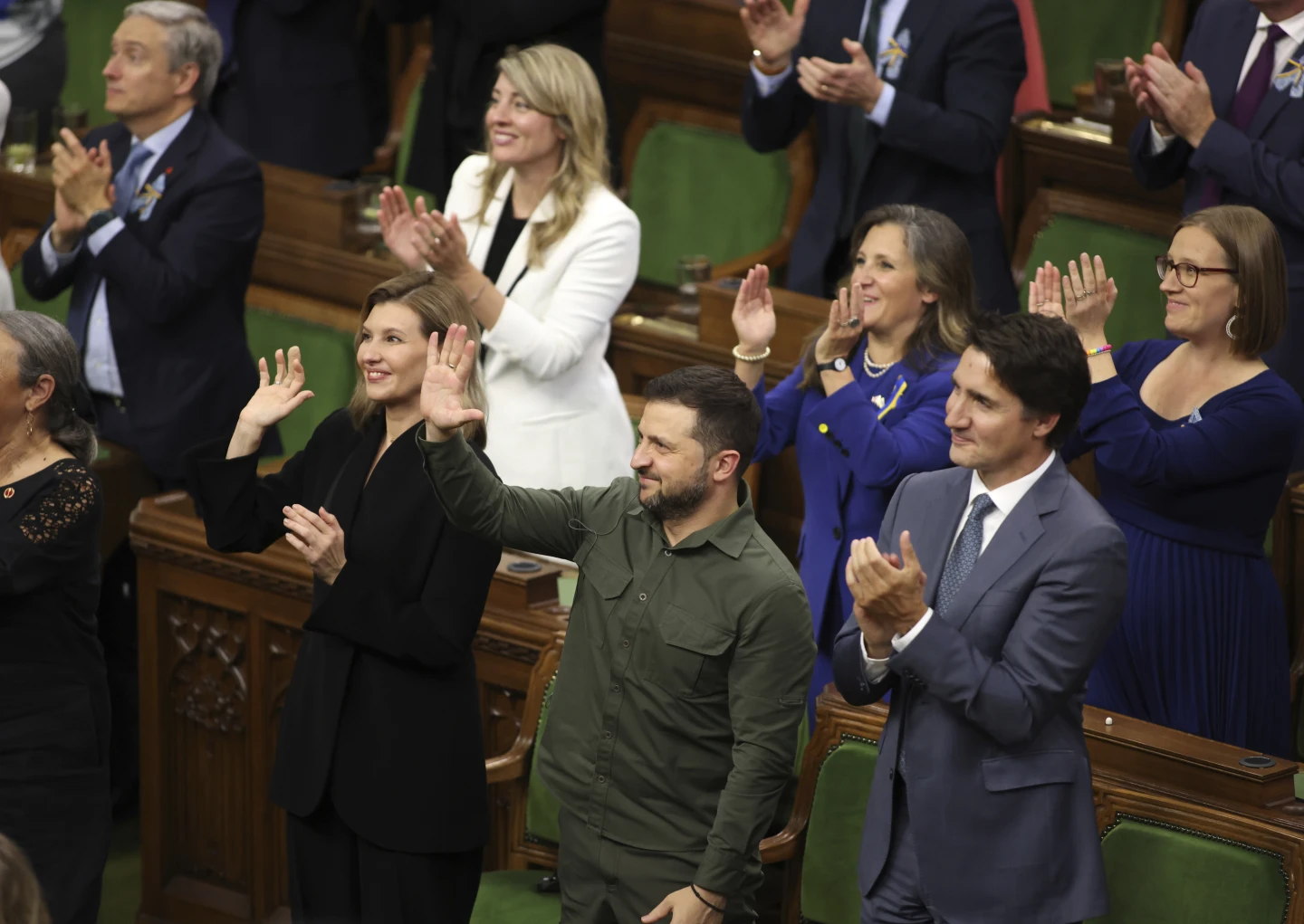 (VIDEO)  Vodja spodnjega doma kanadskega parlamenta se je opravičil za počastitev človeka, ki se je boril za naciste
