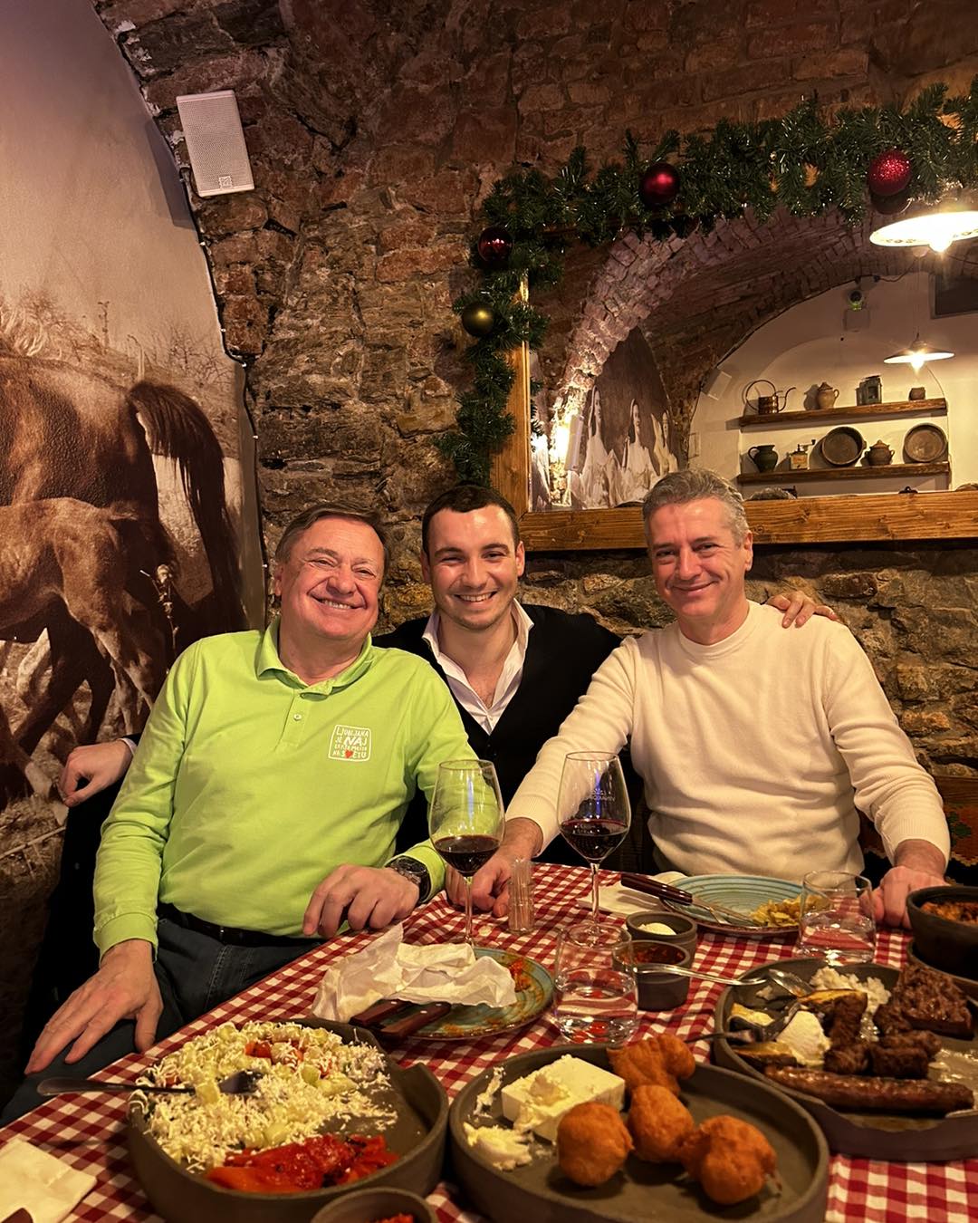 Robert Golob in Zoran Janković drugi dan novega leta “preživela” na Baščaršiji