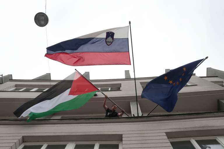 (V ŽIVO) Janševa SDS na referendum glede priznanja Palestine