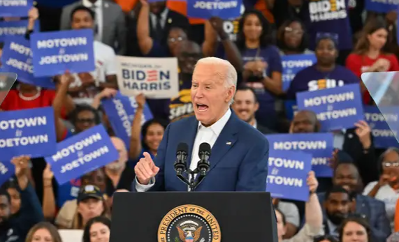 Biden v Detroitu zagotovil, da predsedniške tekme ne bo zapustil