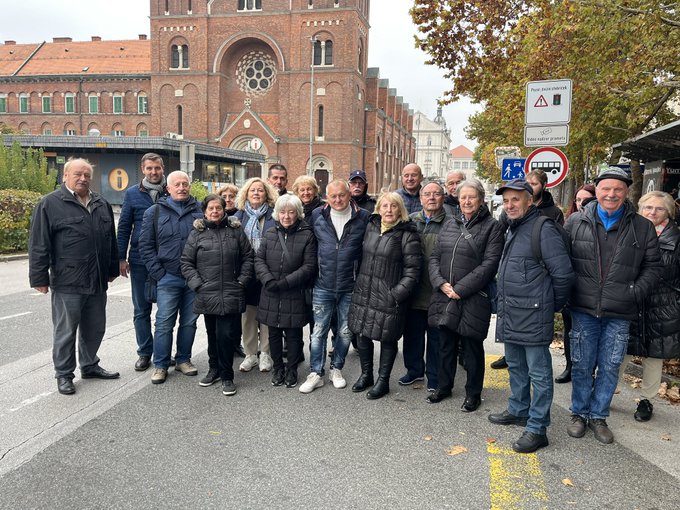 “Na Martinovanju v Mariboru, več članov SDS-a, kot je Dejan Kaloh dobil glasov na volitvah” – Franc Kangler takole obračunal s prebežniki k Logarju in Dejanu Kalohu, ki mu vrača: “Prihodnost Slovenije je Kangler Franc, ki je “pušnil” zadnjih 7 vseh možnih volitev”